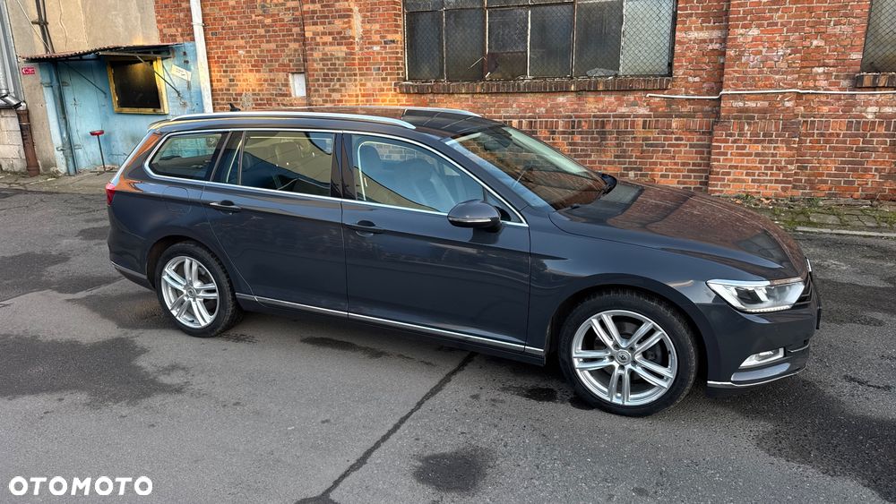 Volkswagen Passat 2.0 TDI (BlueMotion Technology) DSG Highline - 9