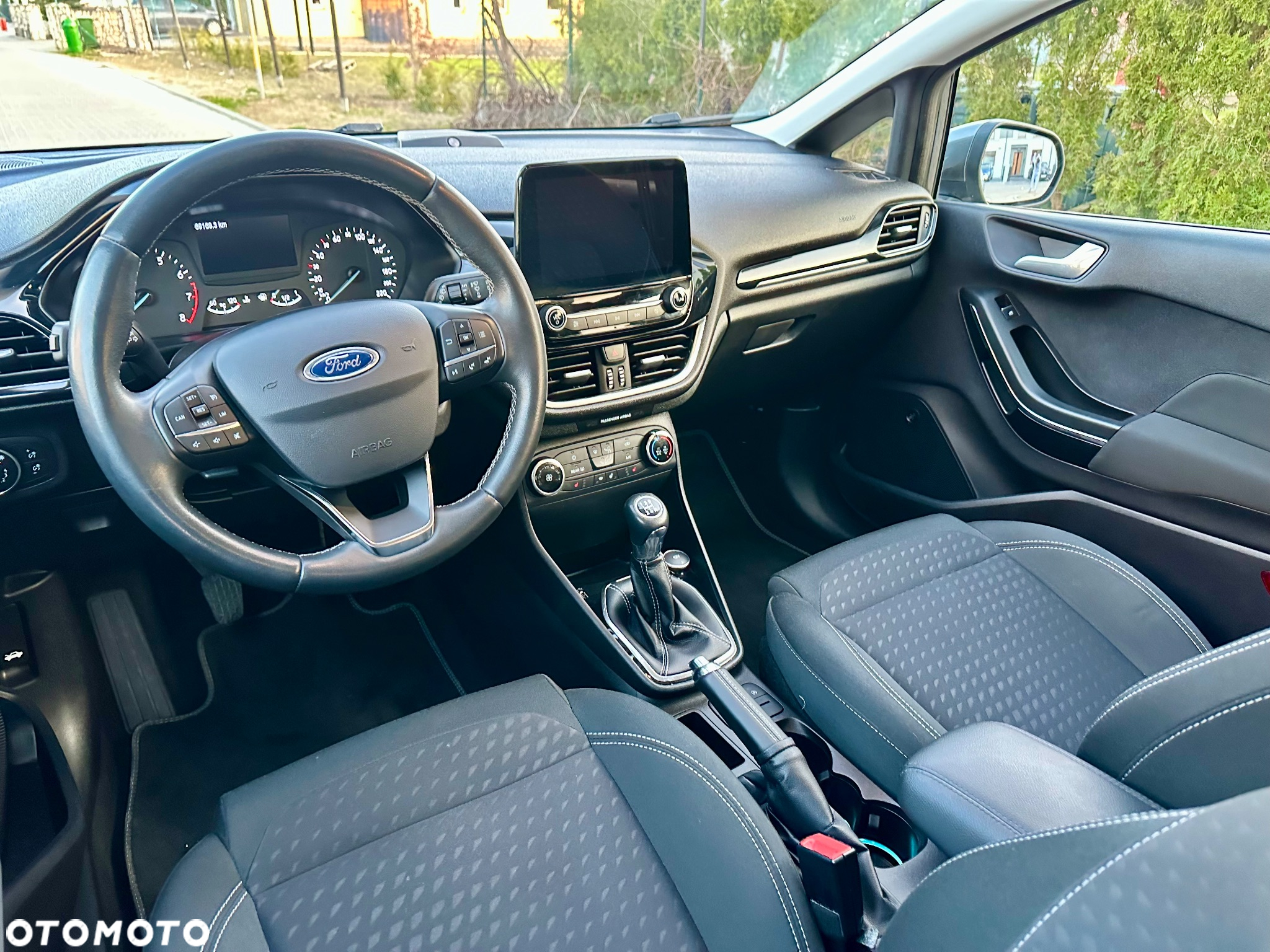 Ford Fiesta 1.1 S&S TITANIUM - 12