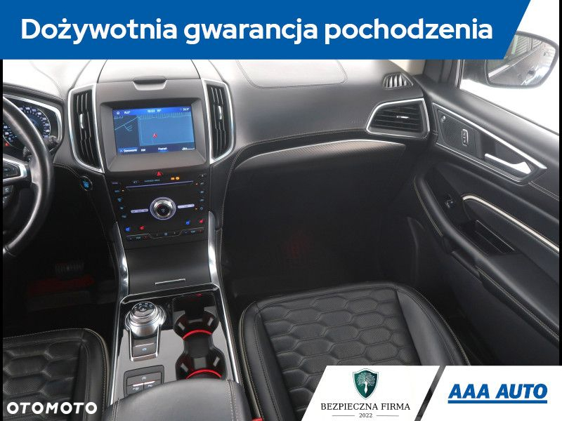 Ford Edge - 9
