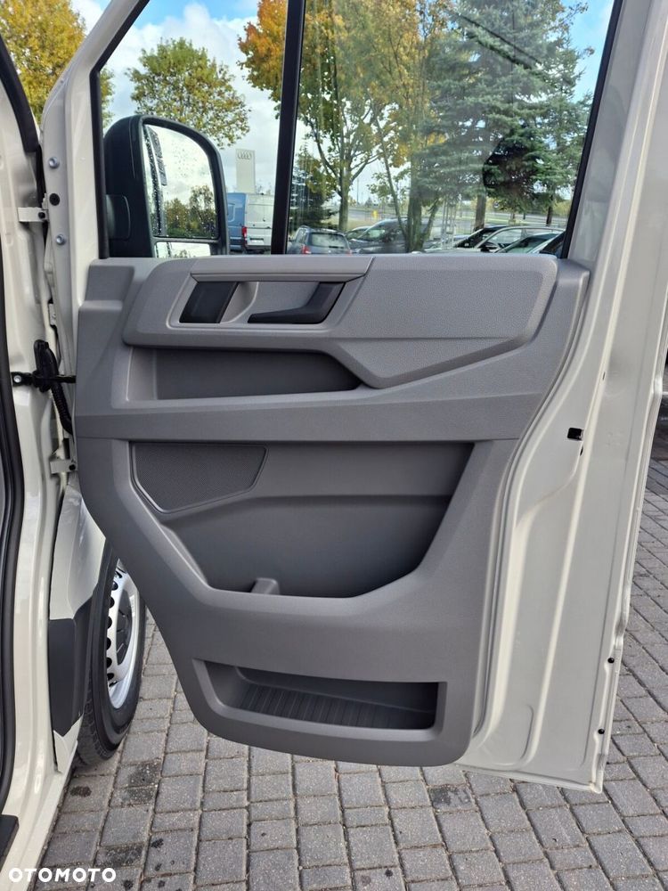 Volkswagen Crafter - 19