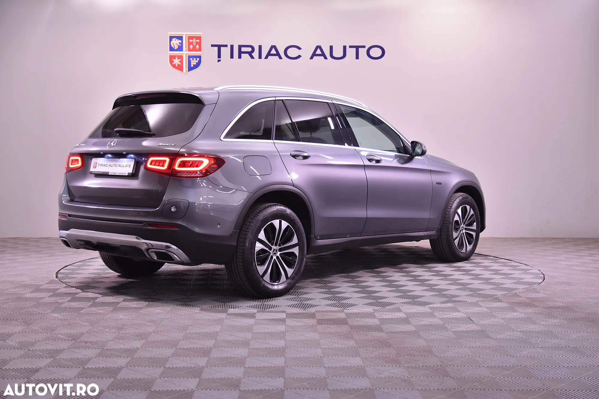 Mercedes-Benz GLC 300 e 4MATIC - 5