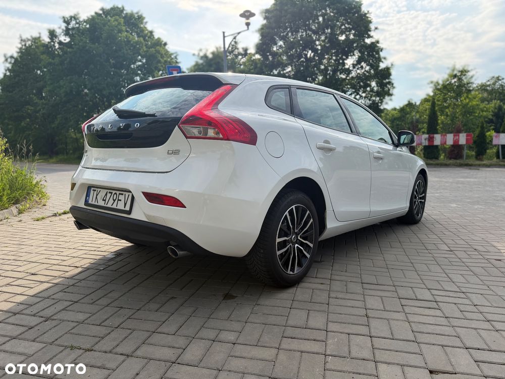 Volvo V40 D2 Geartronic Momentum - 6