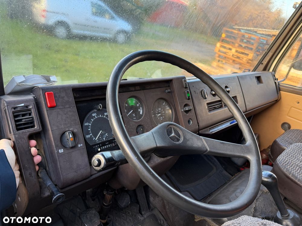 Mercedes-Benz 814D - 4