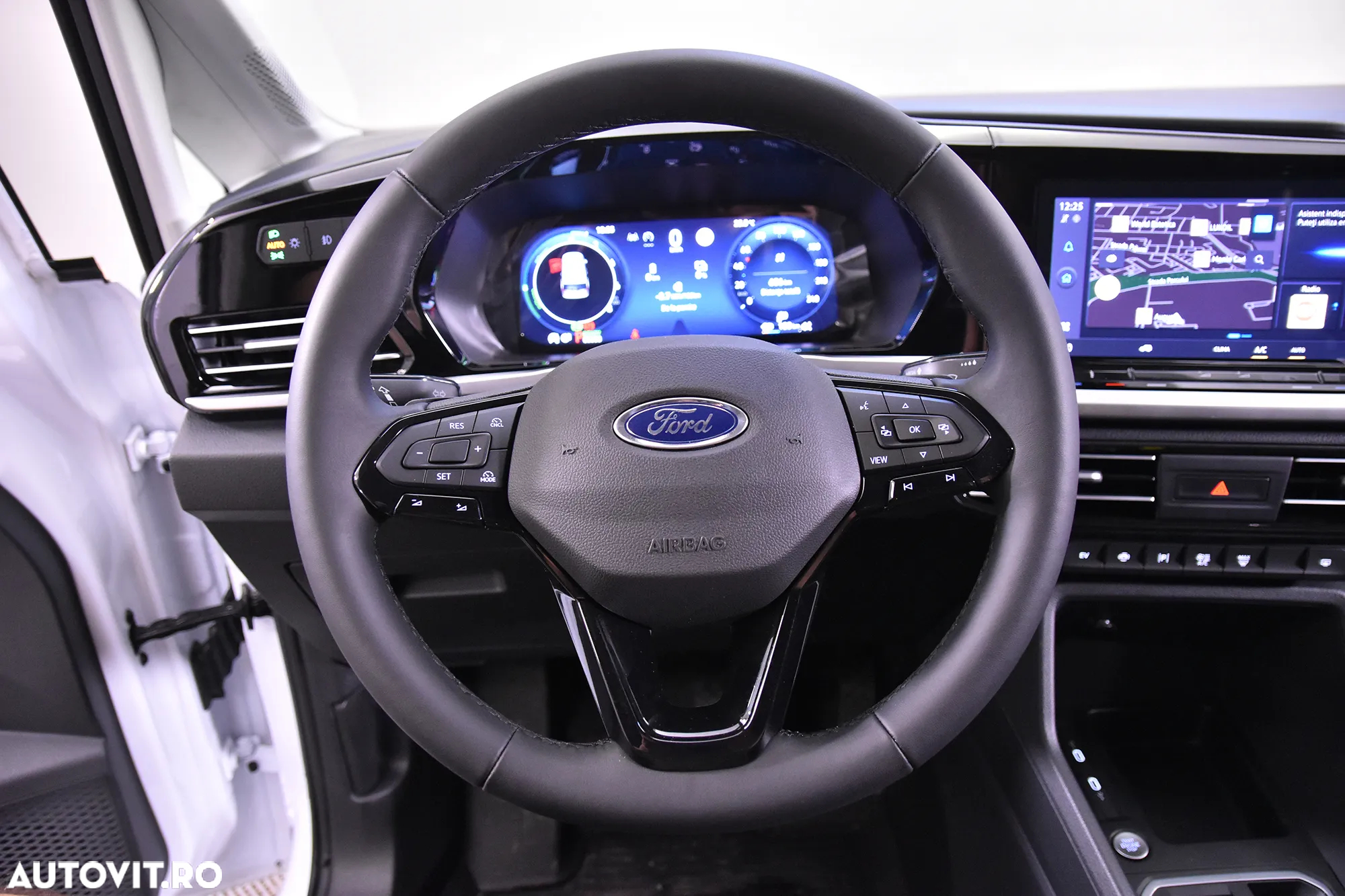 Ford Transit Connect - 14