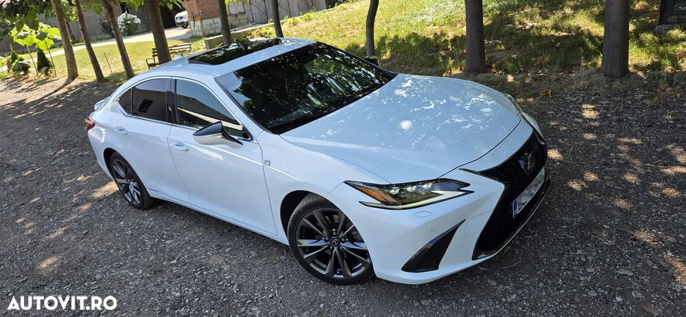 Lexus Seria ES 300h F Sport - 2