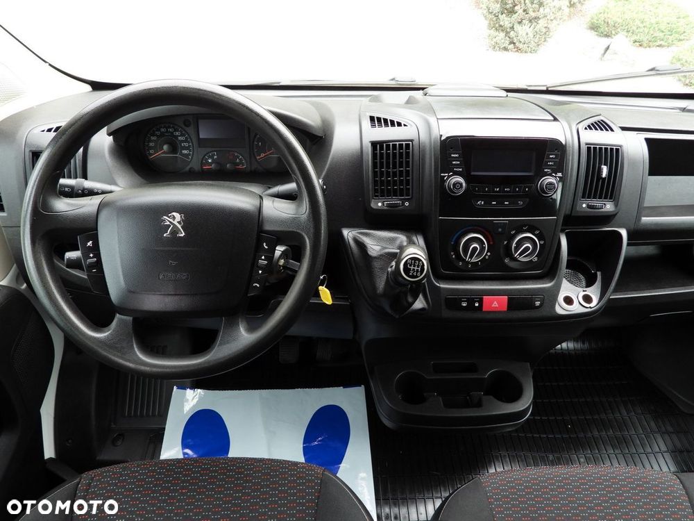 Peugeot BOXER SKRZYNIA PODWÓJNA KABINA DOKA 7 MIEJSC TEMPOMAT KLIMATYZACJA  140KM - 25