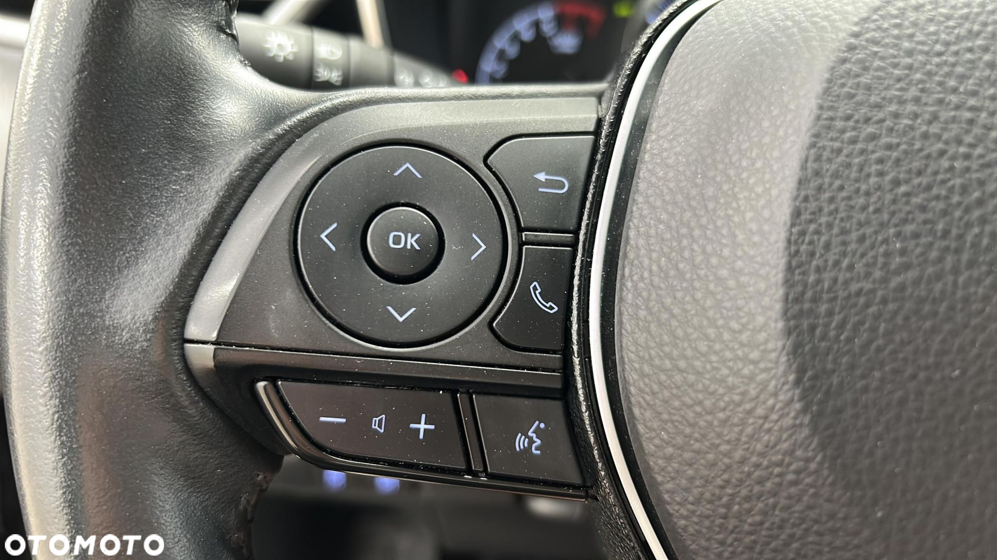 Toyota Corolla - 24