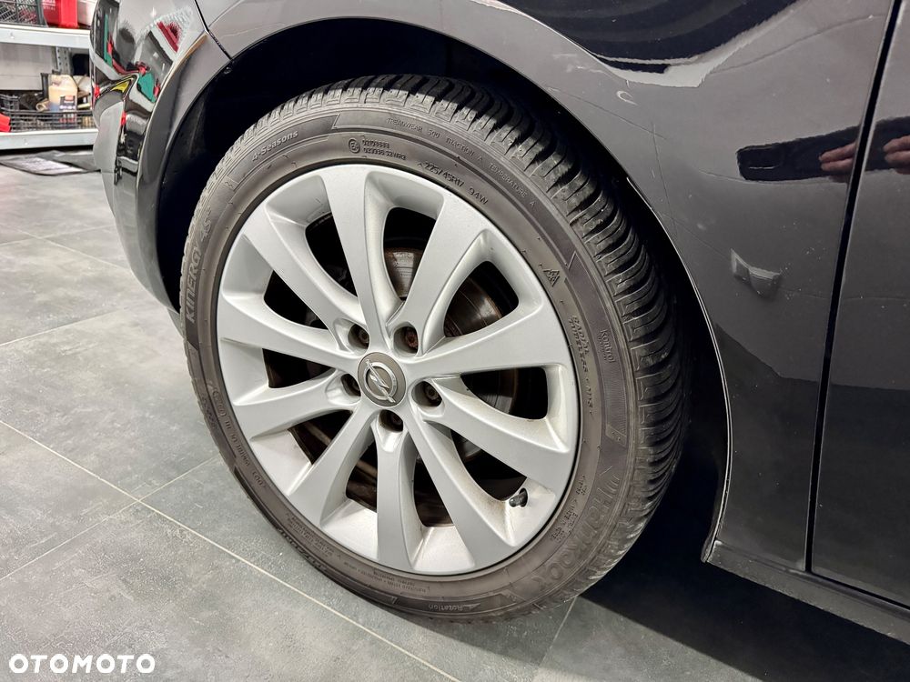 Opel Meriva 1.4 T Cosmo - 14