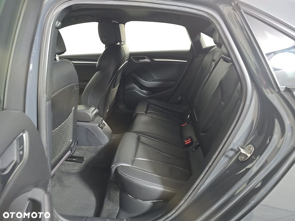 Audi A3 Limousine 40 TFSI quattro S tronic S line - 11