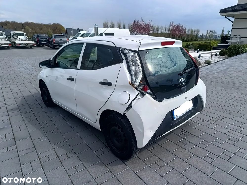 Toyota Aygo x - 4