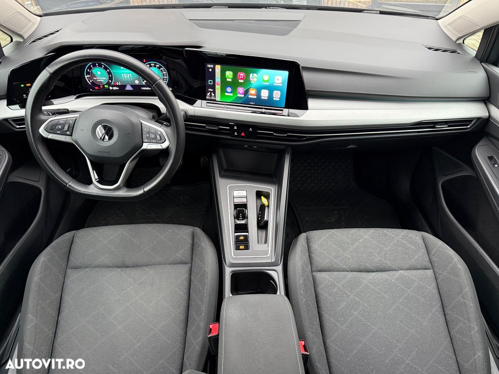 Volkswagen Golf - 18