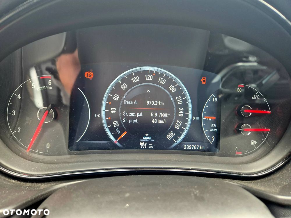 Opel Insignia - 13