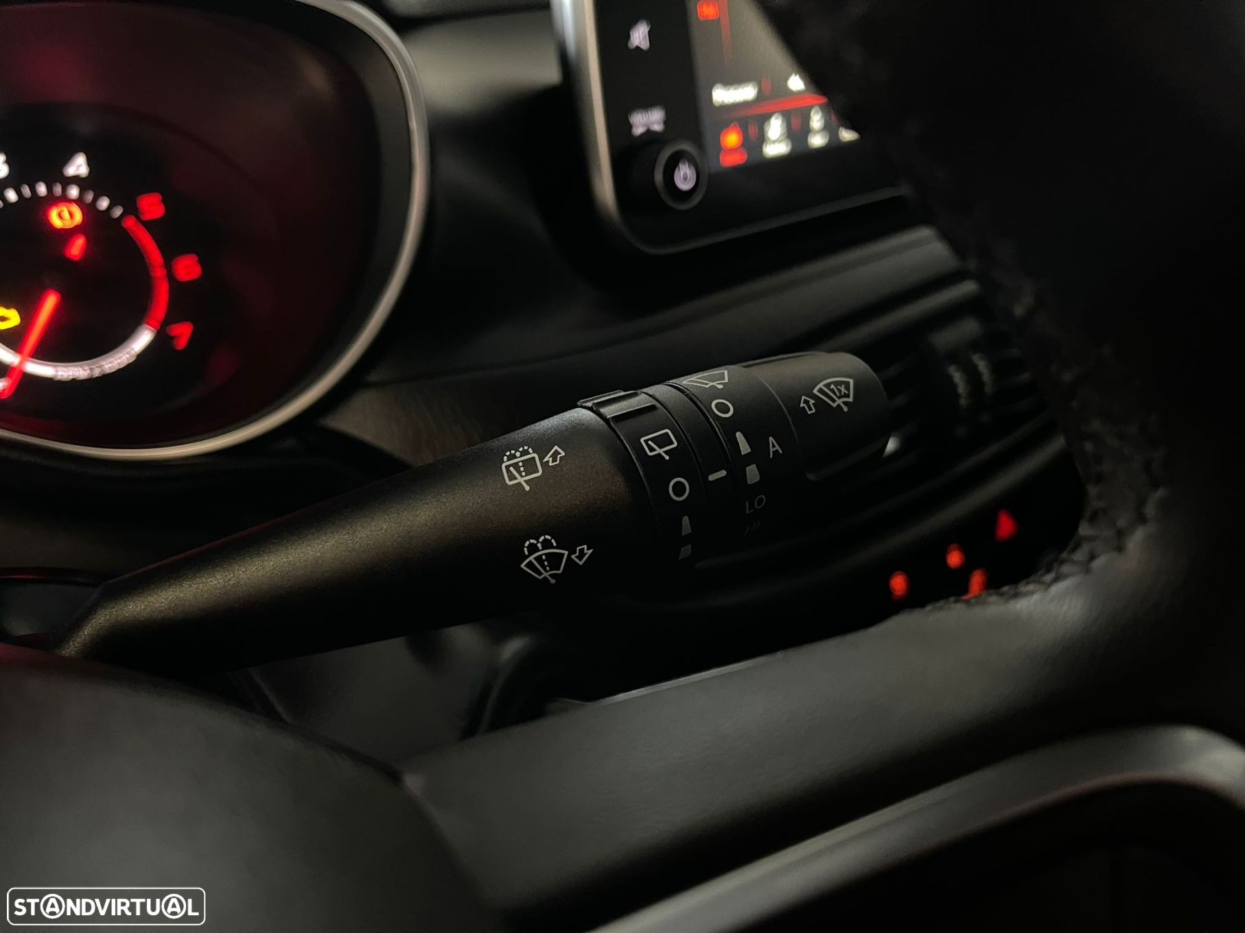 Fiat Tipo Station Wagon 1.3 M-Jet Lounge - 14