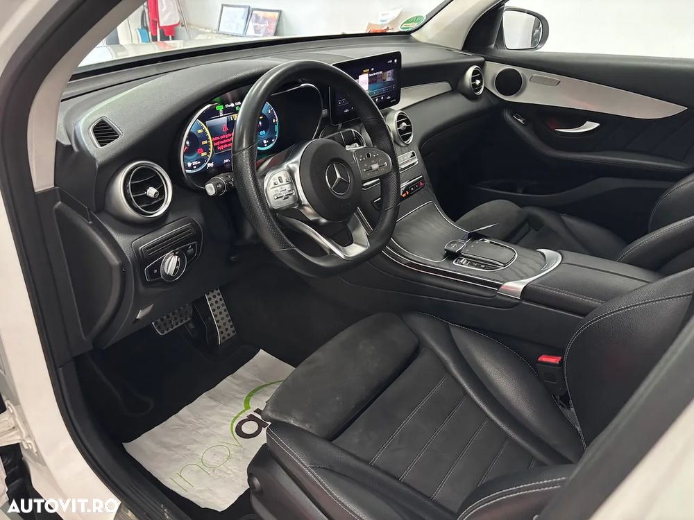 Mercedes-Benz GLC 300 de 4Matic 9G-TRONIC AMG Line Plus - 14