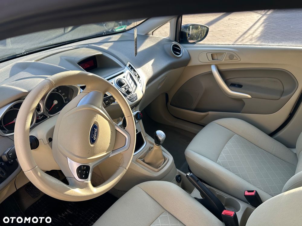 Ford Fiesta 1.25 Ghia - 7