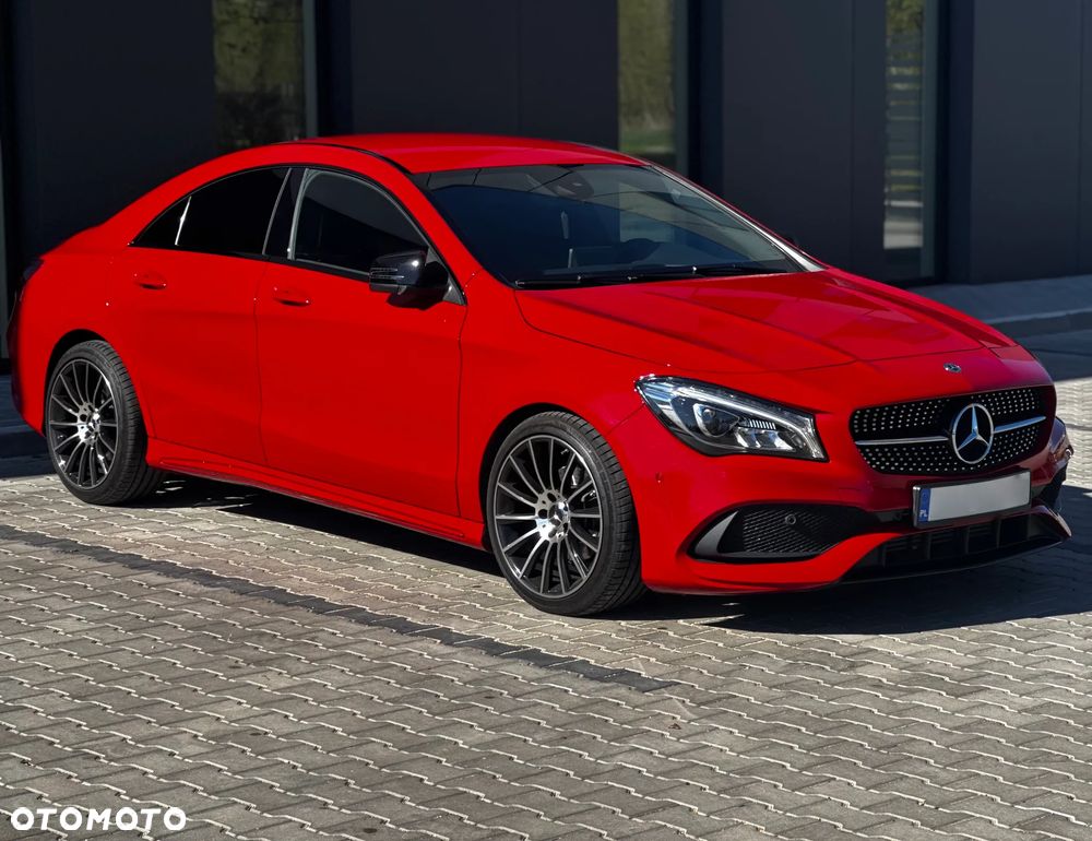 Mercedes-Benz CLA 200 7G-DCT AMG Line - 5