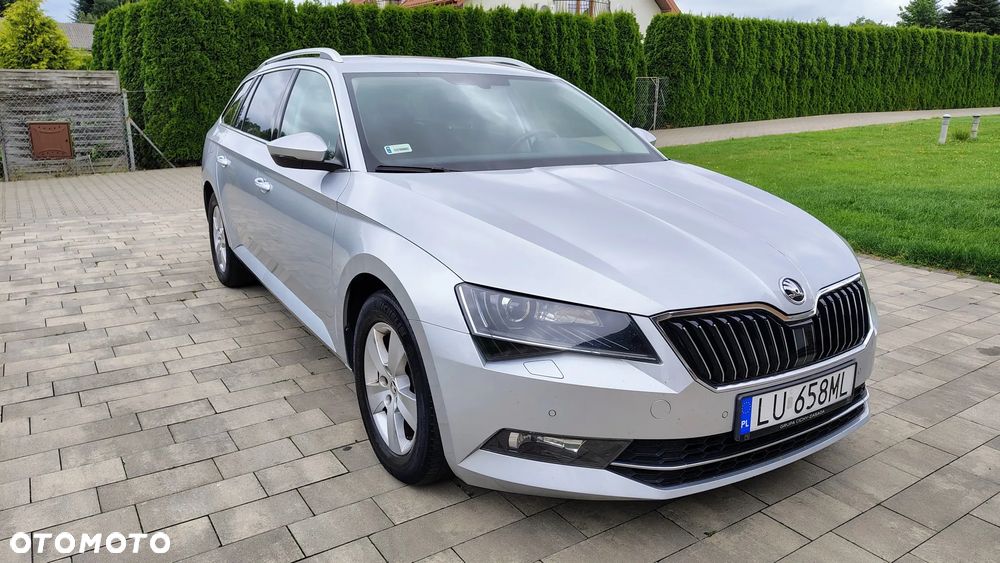 Skoda Superb 2.0 TDI 4x4 Ambition DSG - 4