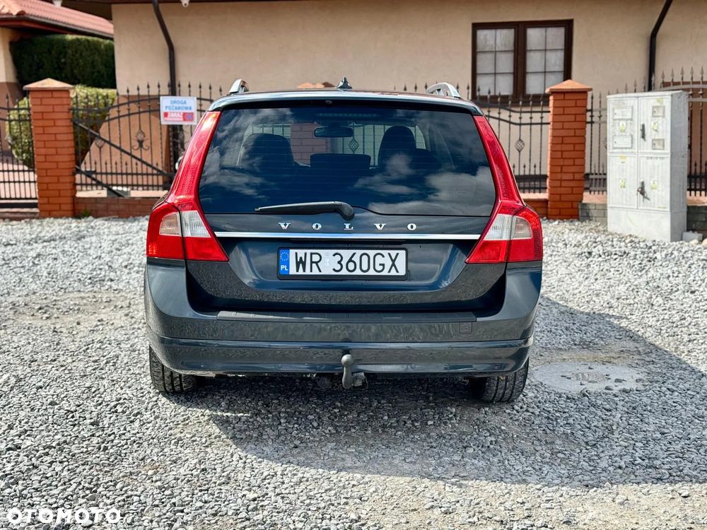 Volvo V70 2.5T Summum - 8