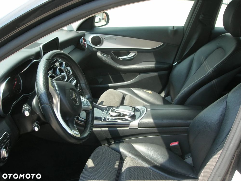 Mercedes-Benz Klasa C 220 CDI DPF (BlueEFFICIENCY) 7G-TRONIC Elegance - 14