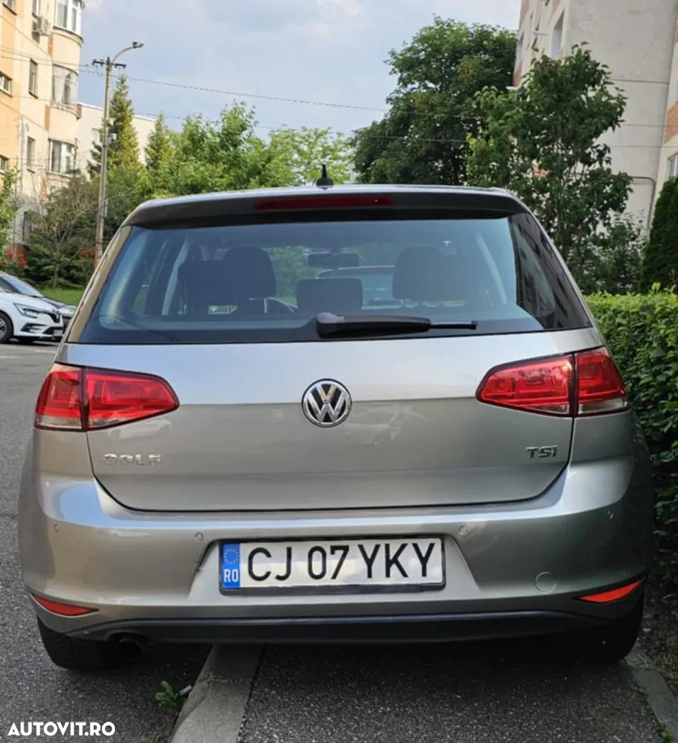 Volkswagen Golf 1.2 TSI BlueMotion Technology Comfortline - 3