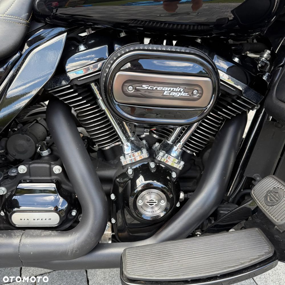 Harley-Davidson Touring Road Glide - 12