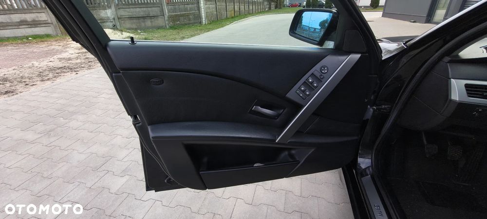BMW Seria 5 - 12