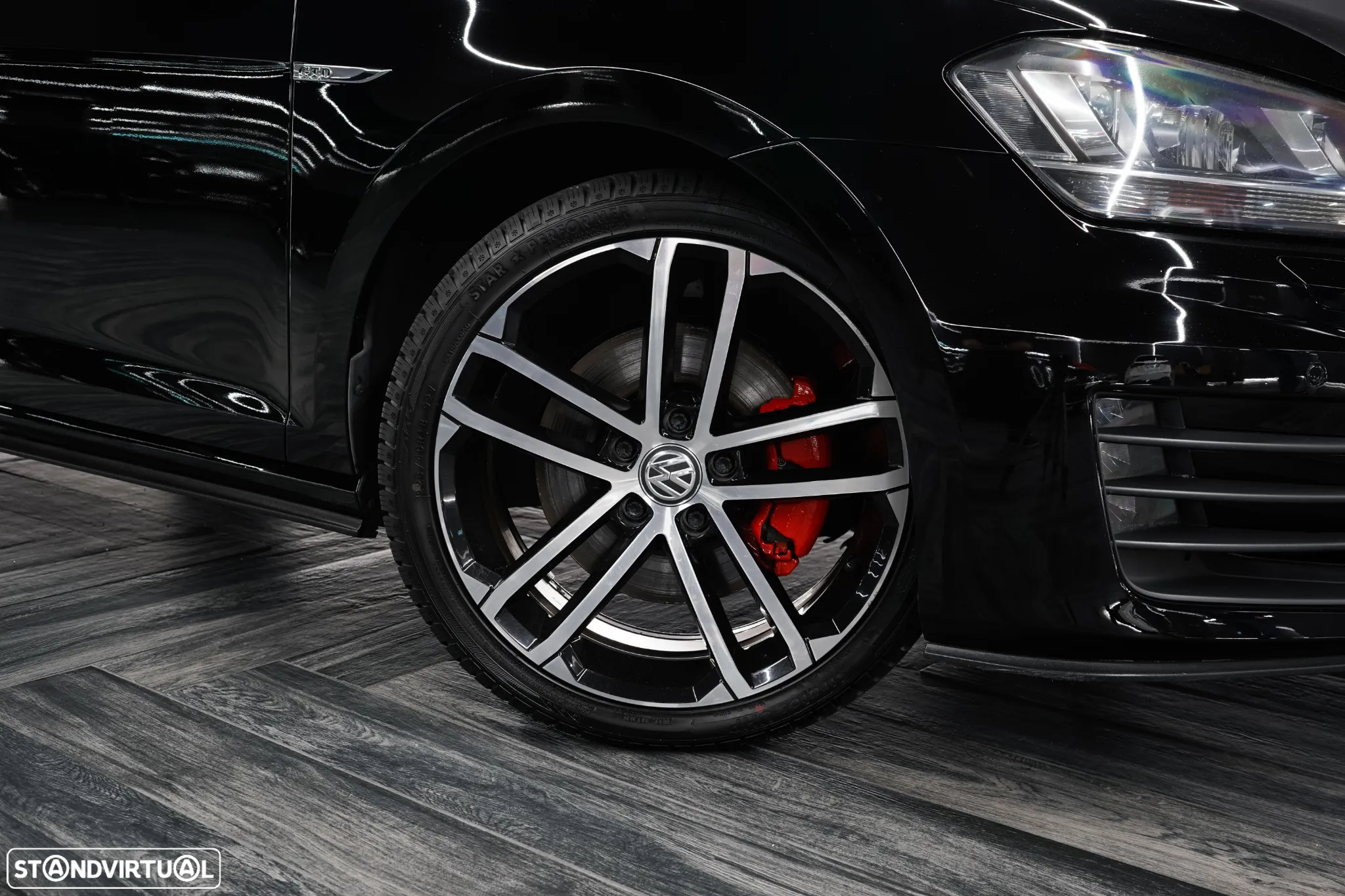 VW Golf 2.0 TDI GTD DSG - 4