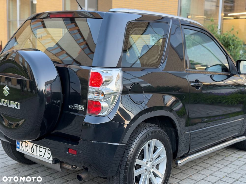 Suzuki Grand Vitara 1.9 DDiS Comfort - 19