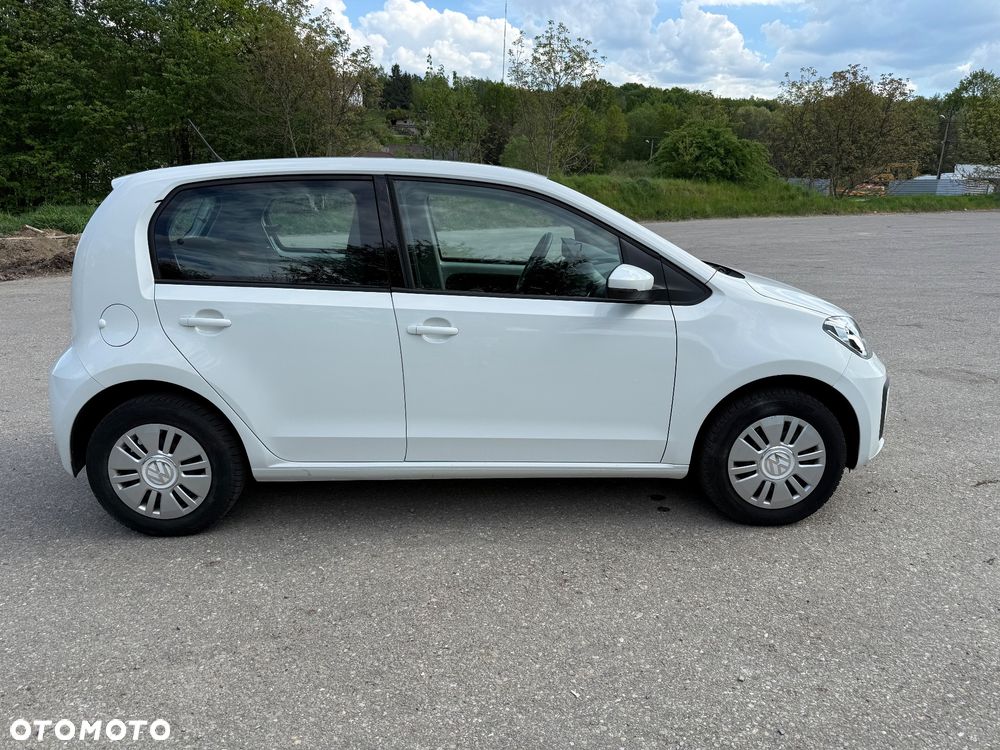 Volkswagen up! Active - 4