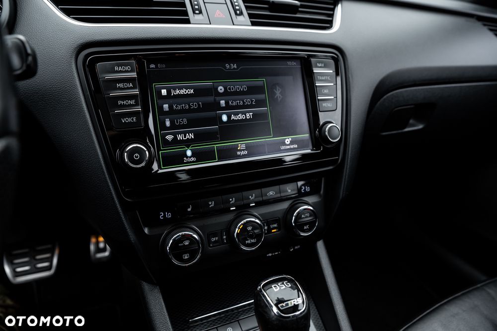 Skoda Octavia Combi 2.0 TSI (Green tec) DSG RS - 33