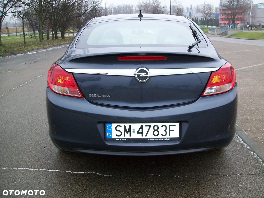 Opel Insignia - 11