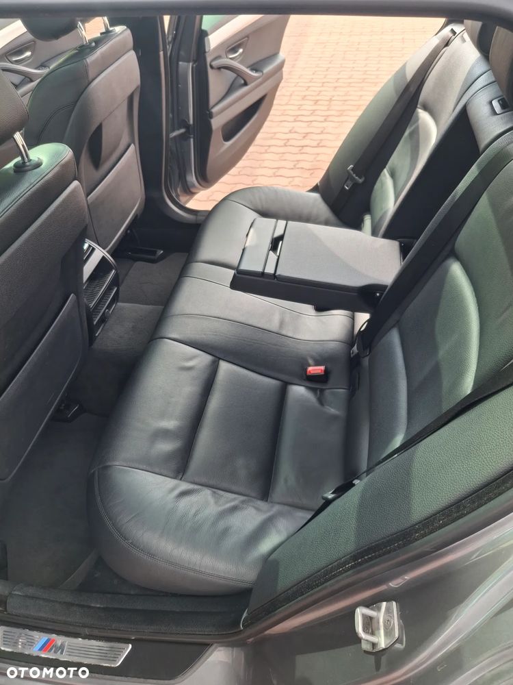 BMW Seria 5 530d xDrive - 11