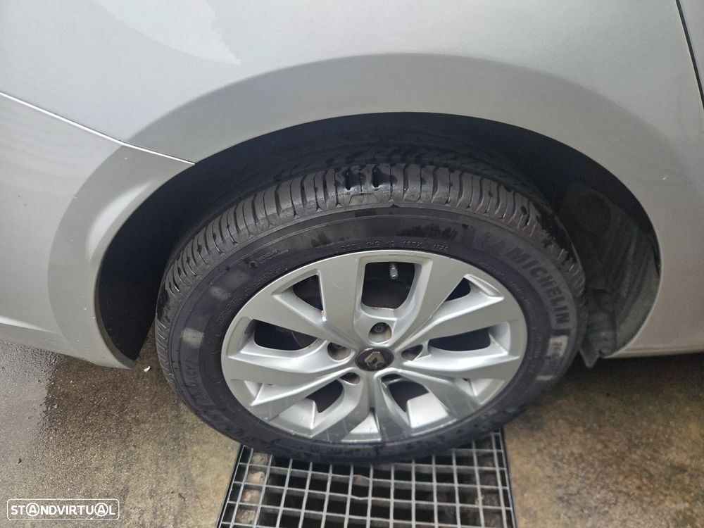 Renault Mégane 1.5 dCi Limited - 11