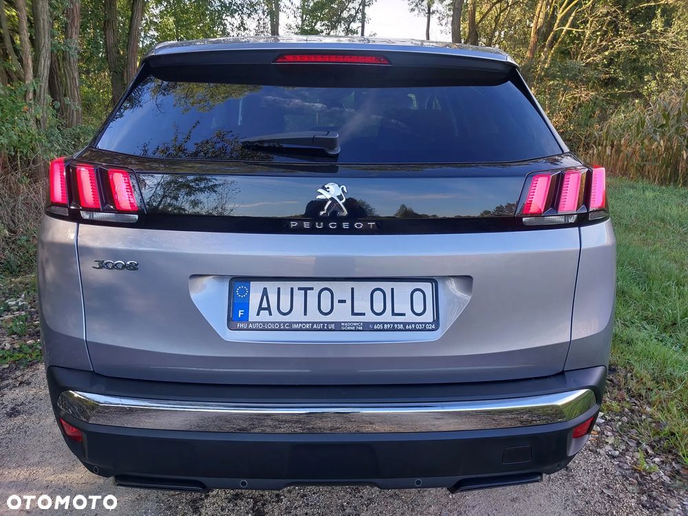 Peugeot 3008 - 8