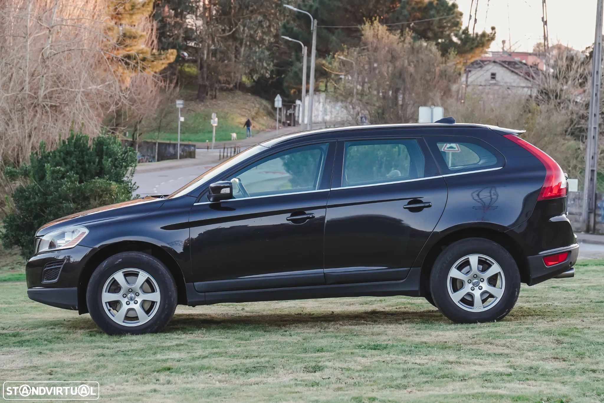 Volvo XC 60 2.0 D3 Drive Momentum Start/Stop - 27