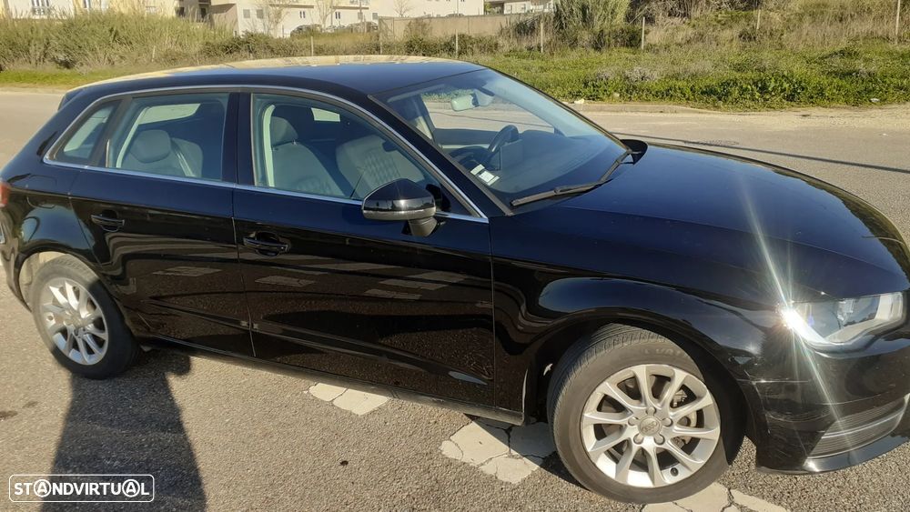 Audi A3 Sportback 1.6 TDI Advance - 7