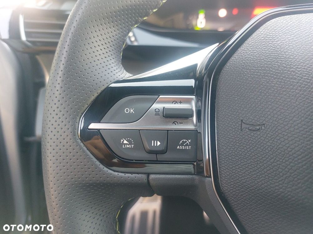 Peugeot 308 - 15
