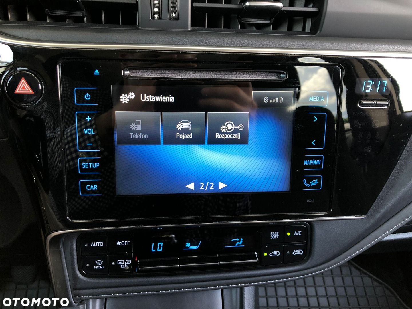 Toyota Auris 1.6 Selection - 17