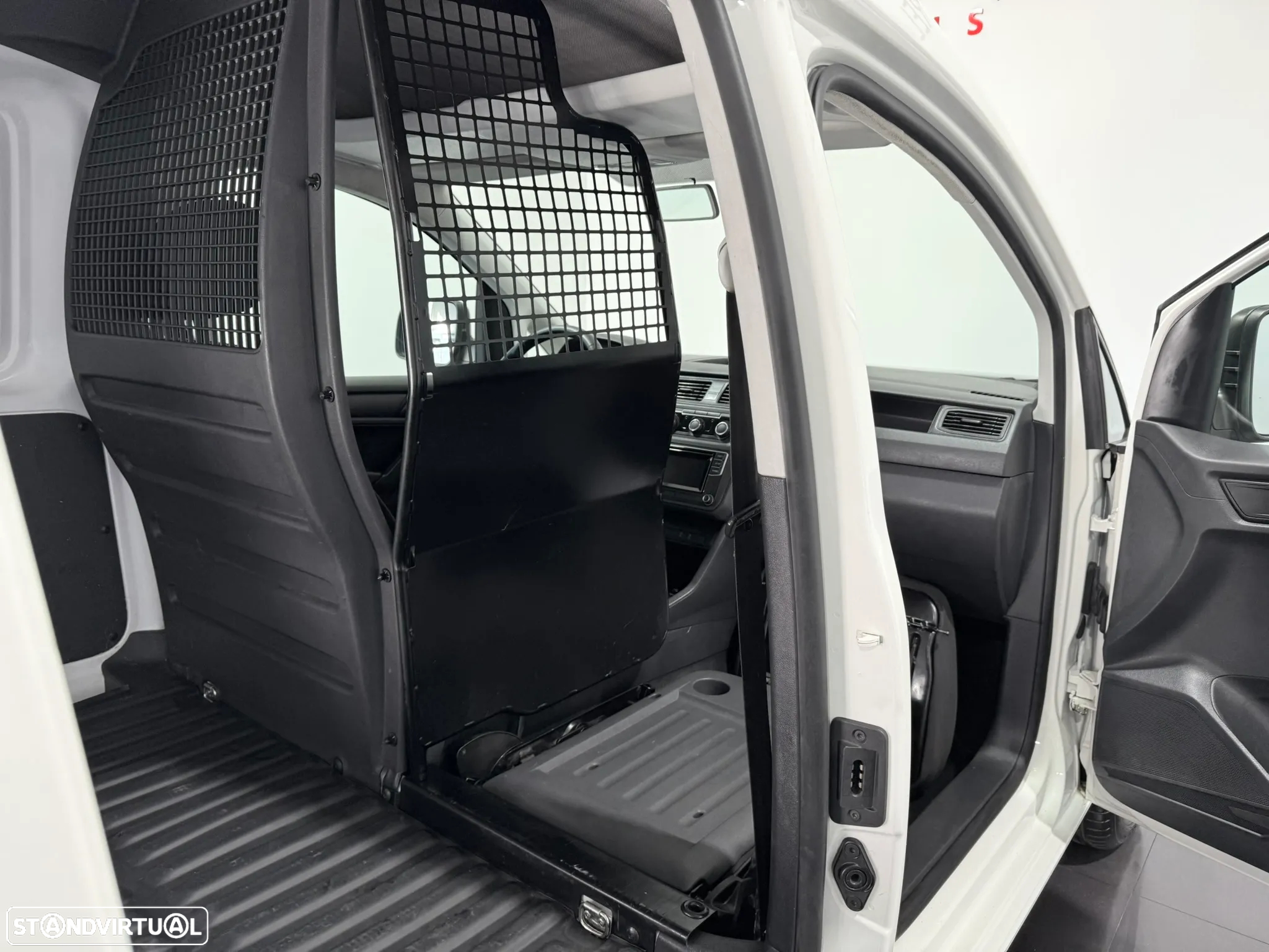 VW CADDY 2.0 TDI BLUEMOTION - CAIXA AUTOMATICA - 40