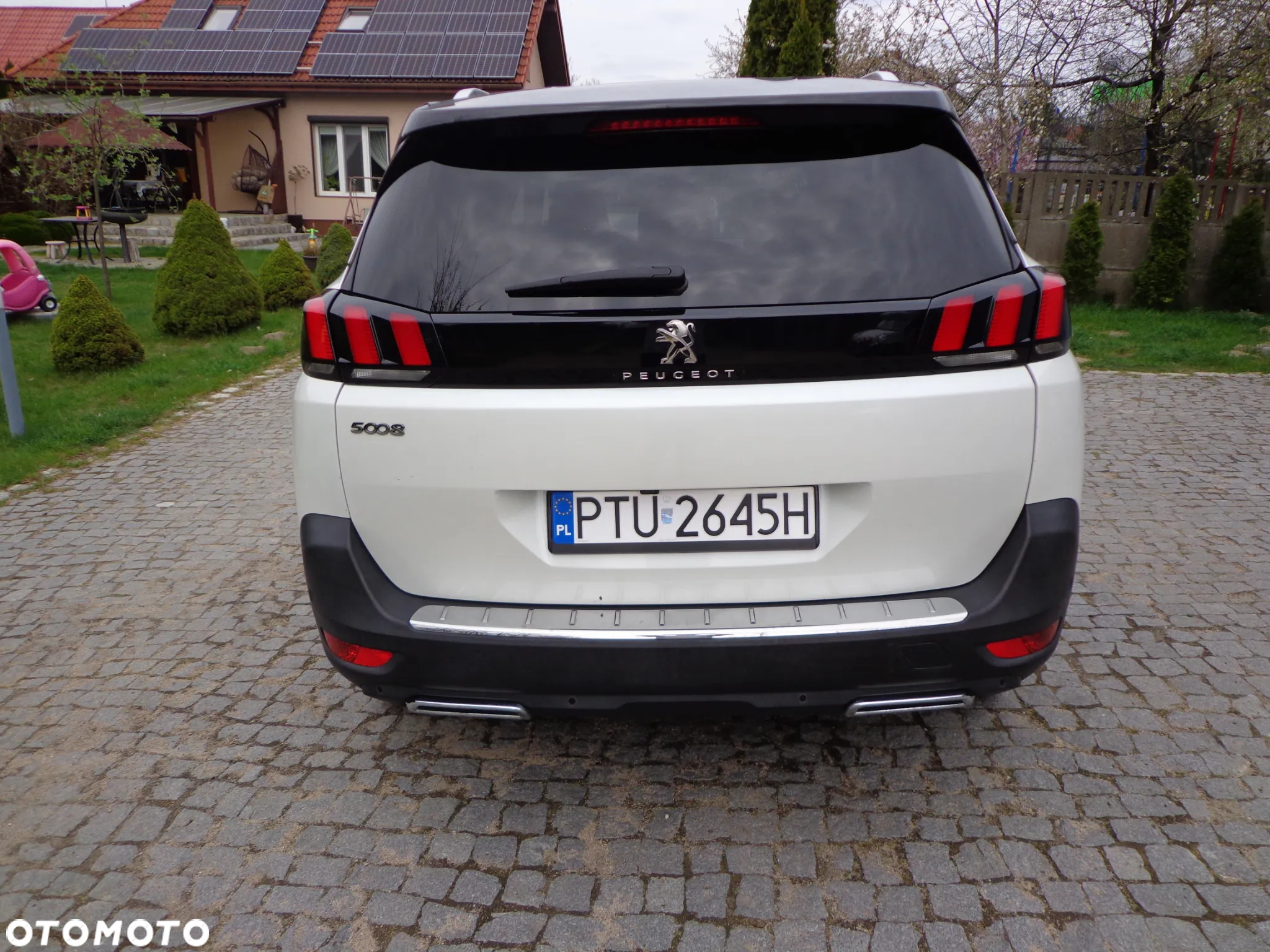 Peugeot 5008 1.6 BlueHDI Allure S&S EAT6 - 28