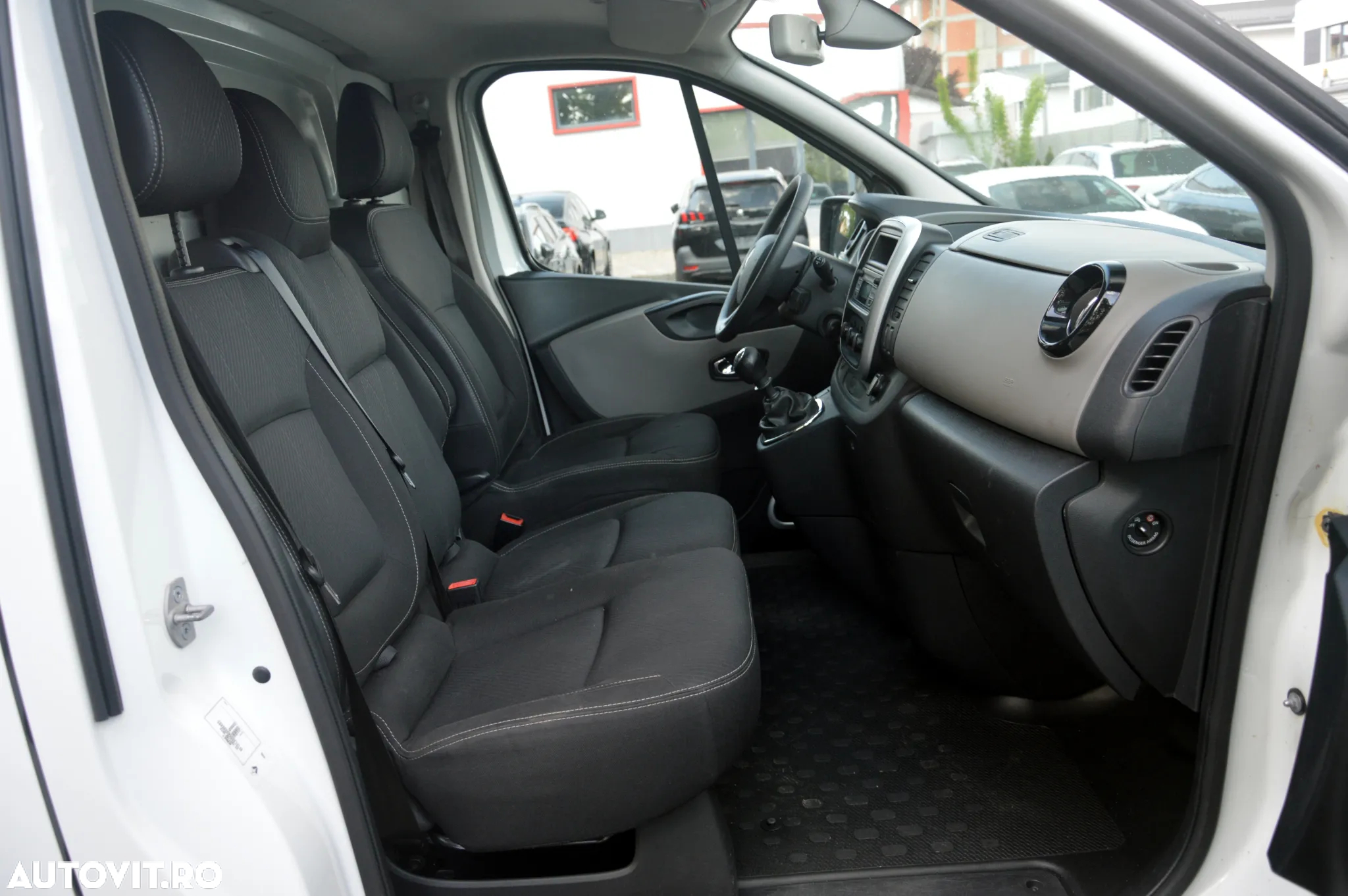 Renault Trafic - 20