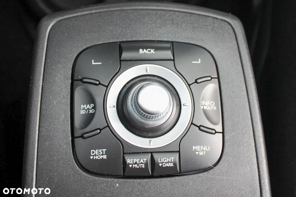 Renault Scenic 1.4 16V TCE Expression - 16