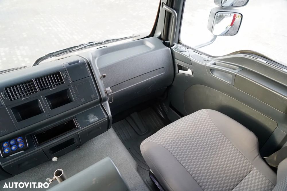 MAN TGA 18.360 / 4X4 / BASCULĂ CU 2 LATE / CLAPETĂ HIDRAULICĂ / LATERALĂ HIDRAULICĂ / SUPPORT FRONTAL / SPECIAL / MANUAL - 31