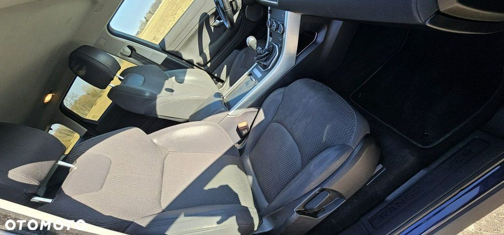 Land Rover Range Rover Evoque - 16