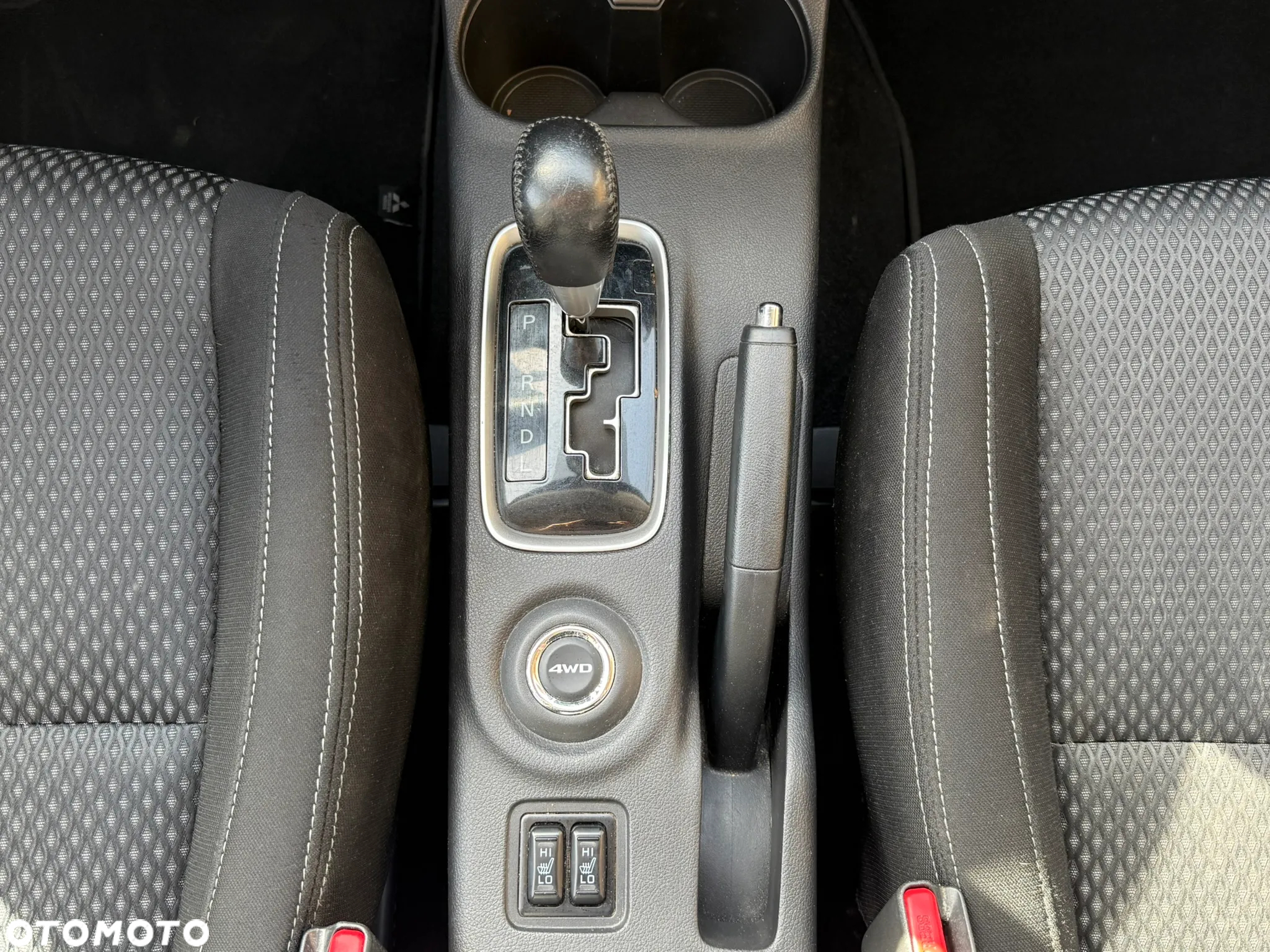 Mitsubishi Outlander 2.0 Intense 4WD CVT - 15