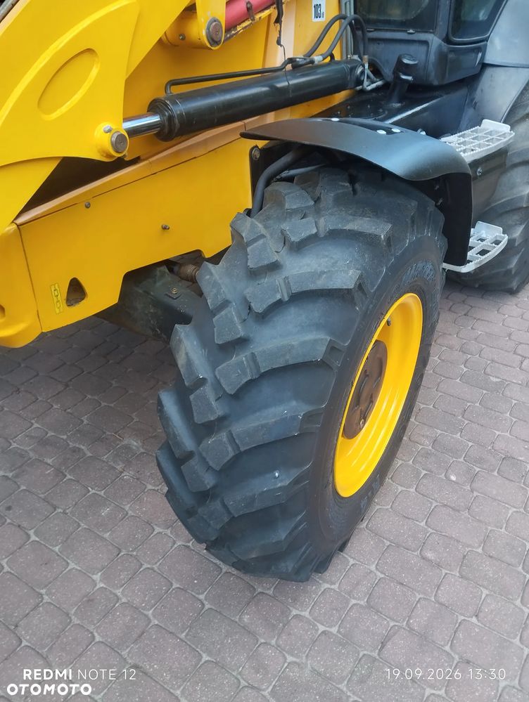 JCB 3CX Contractor - 7