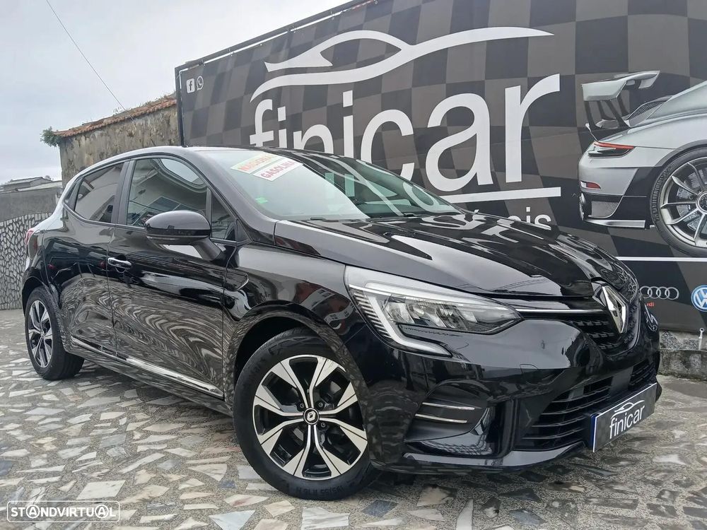 Renault Clio - 1