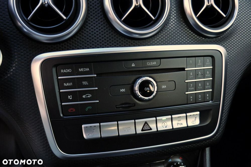 Mercedes-Benz Klasa A 180 CDI AMG Line - 34