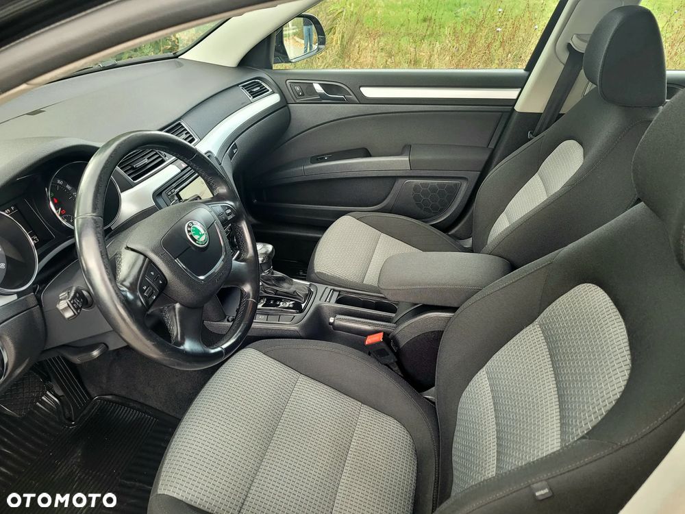 Skoda Superb 3.6 FSI 4x4 Ambition DSG - 8