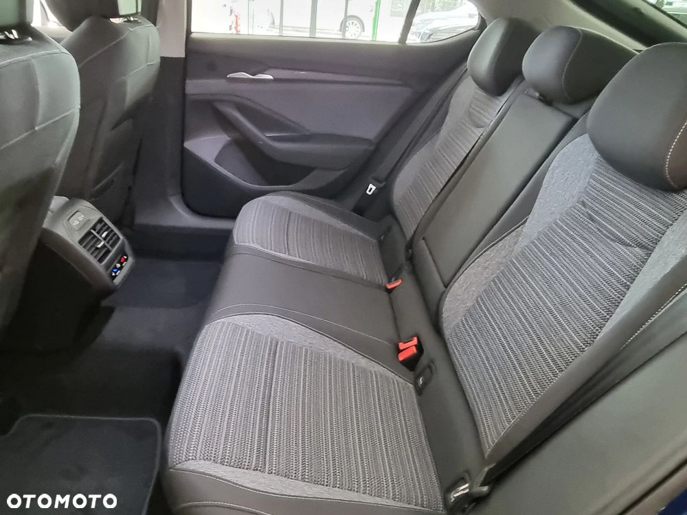 Skoda Superb 2.0 TSI Edition 130 DSG - 17